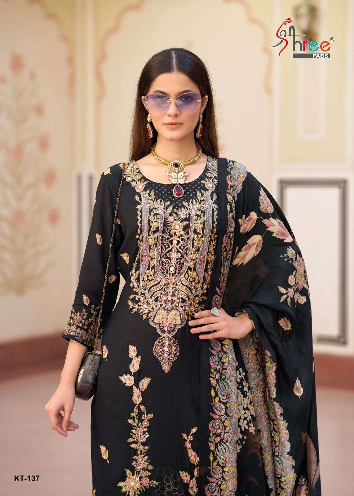 SHREE FABS KT 137