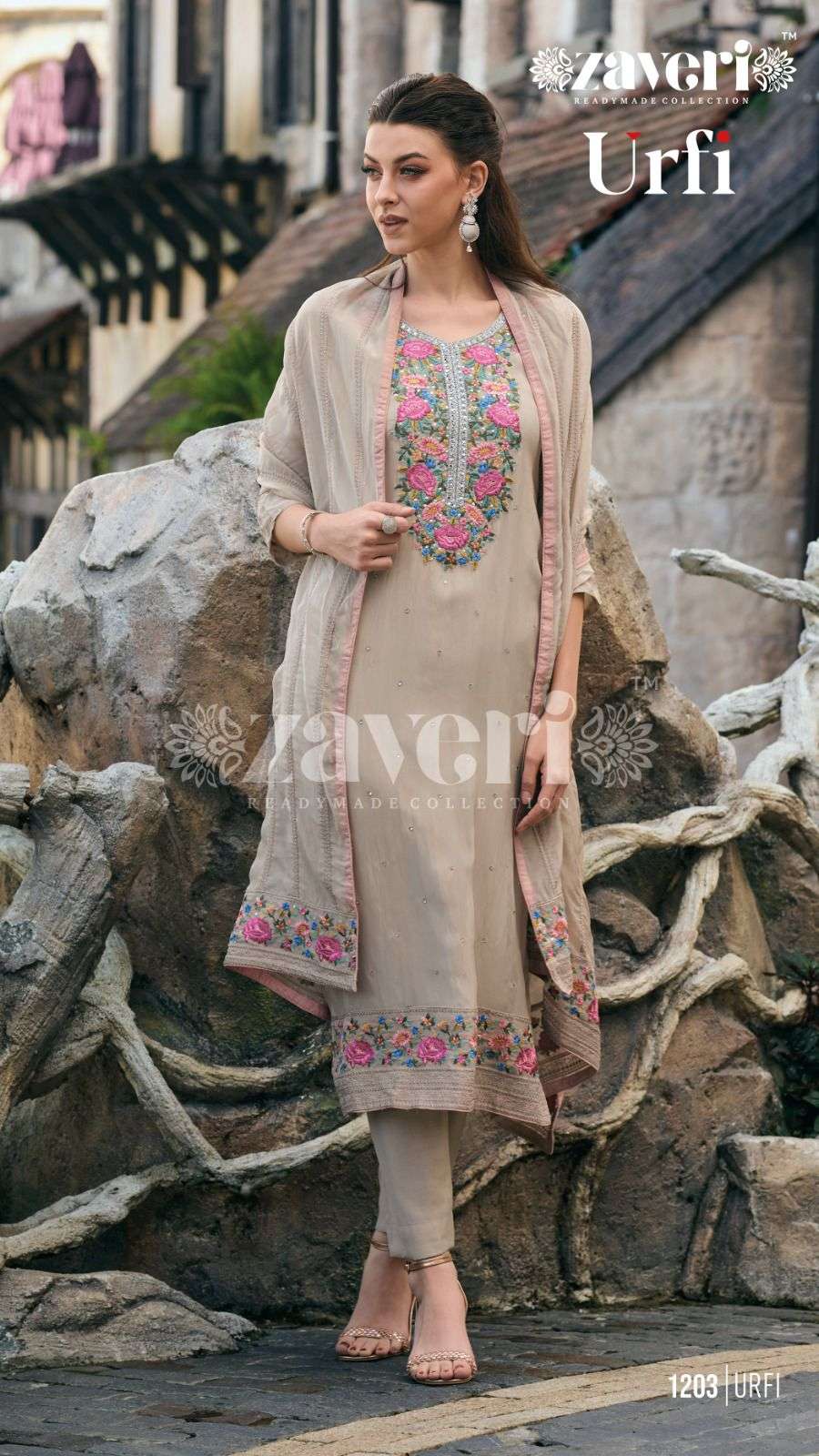 ZAVERI WOMAN BEAUTY URFI 