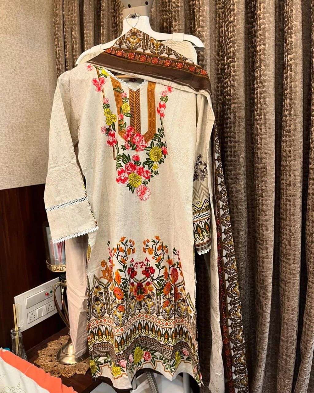 TAWAKKAL FABRICS MEHROZ LUXURY HEAVY COTTON COLLECTION VOL 7 READY MADE COLLECTION 