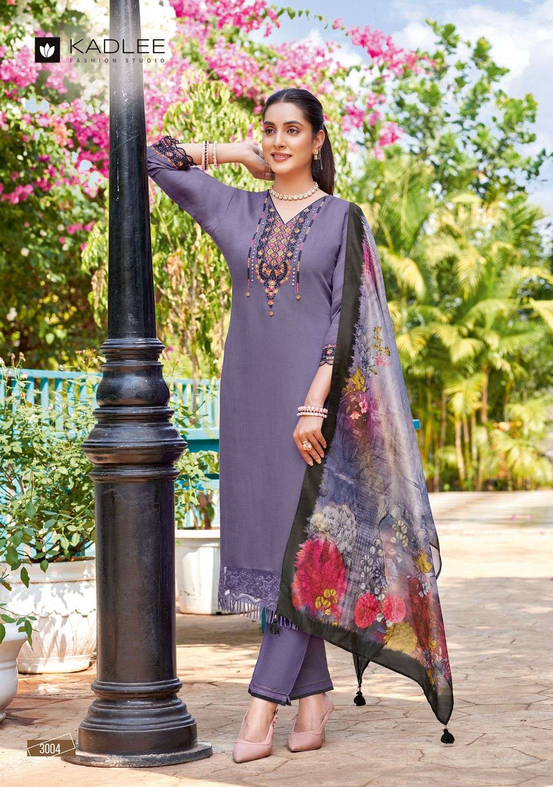 KADLEE FASHION CHUNARI