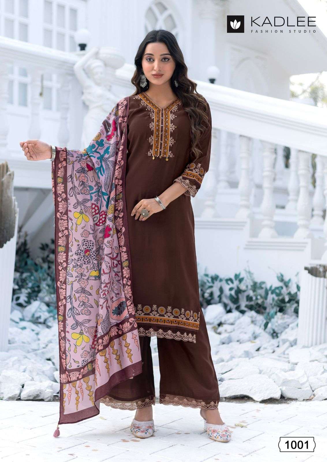KADLEE FASHION EVERGREEN