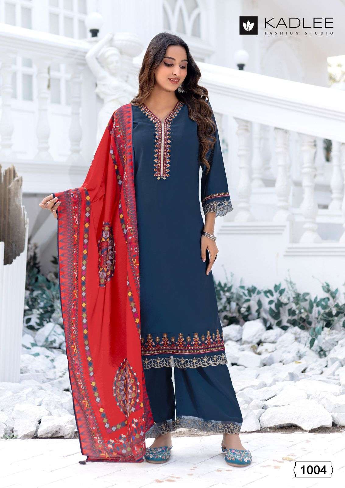 KADLEE FASHION EVERGREEN