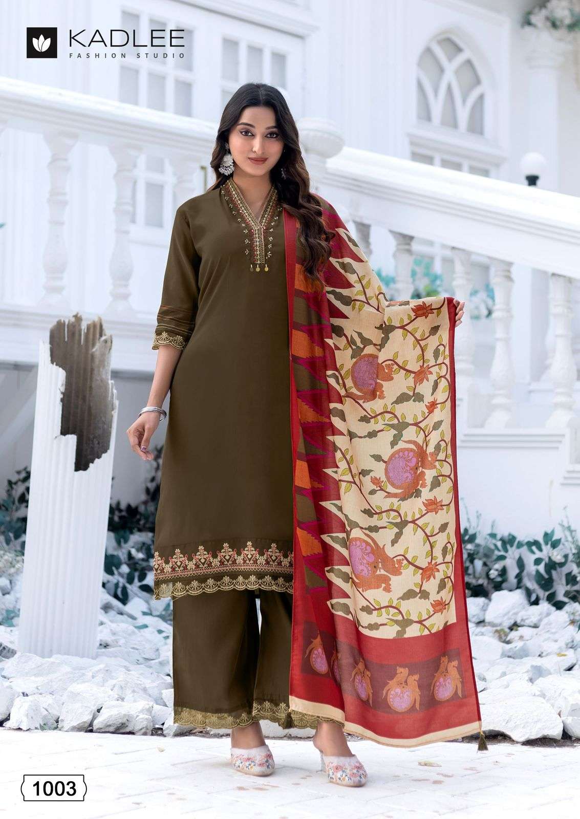 KADLEE FASHION EVERGREEN