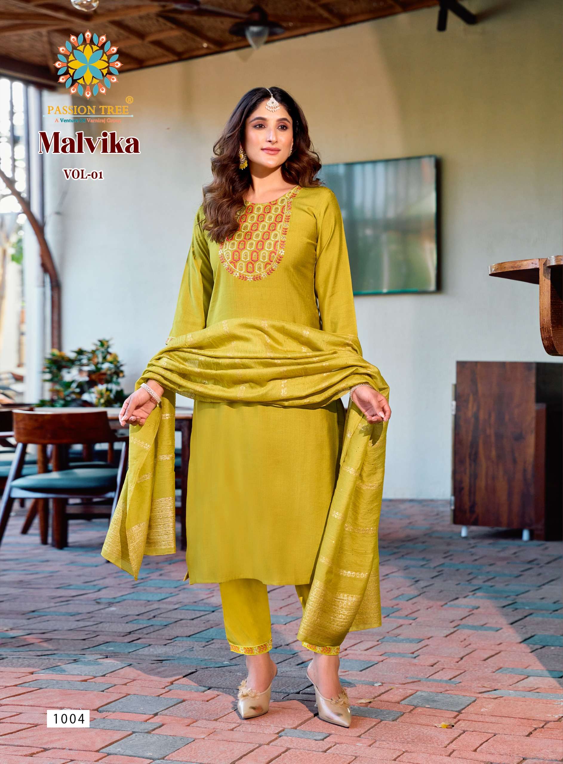 PASSION TREE MALVIKA VOL 1