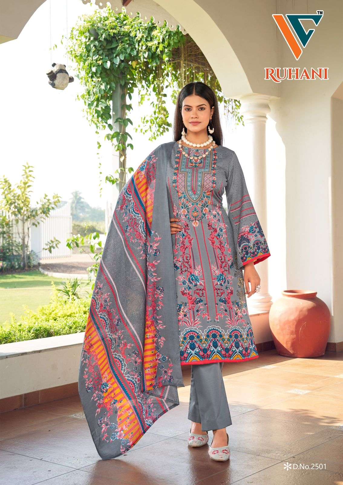 VANDANA‎‎‎‎ CREATION RUHANI‎‎ VOL 25