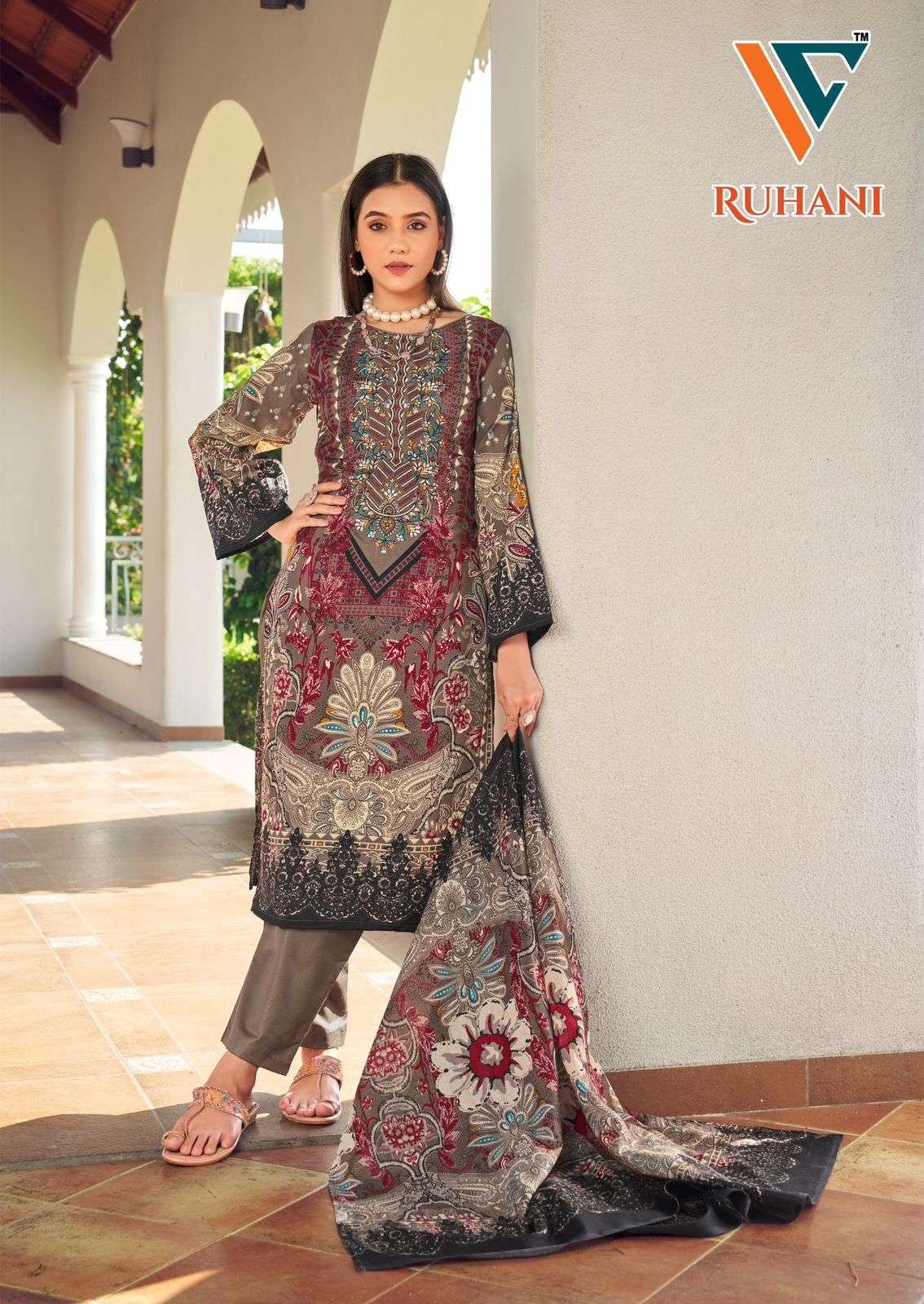 VANDANA‎‎‎‎ CREATION RUHANI‎‎ VOL 25