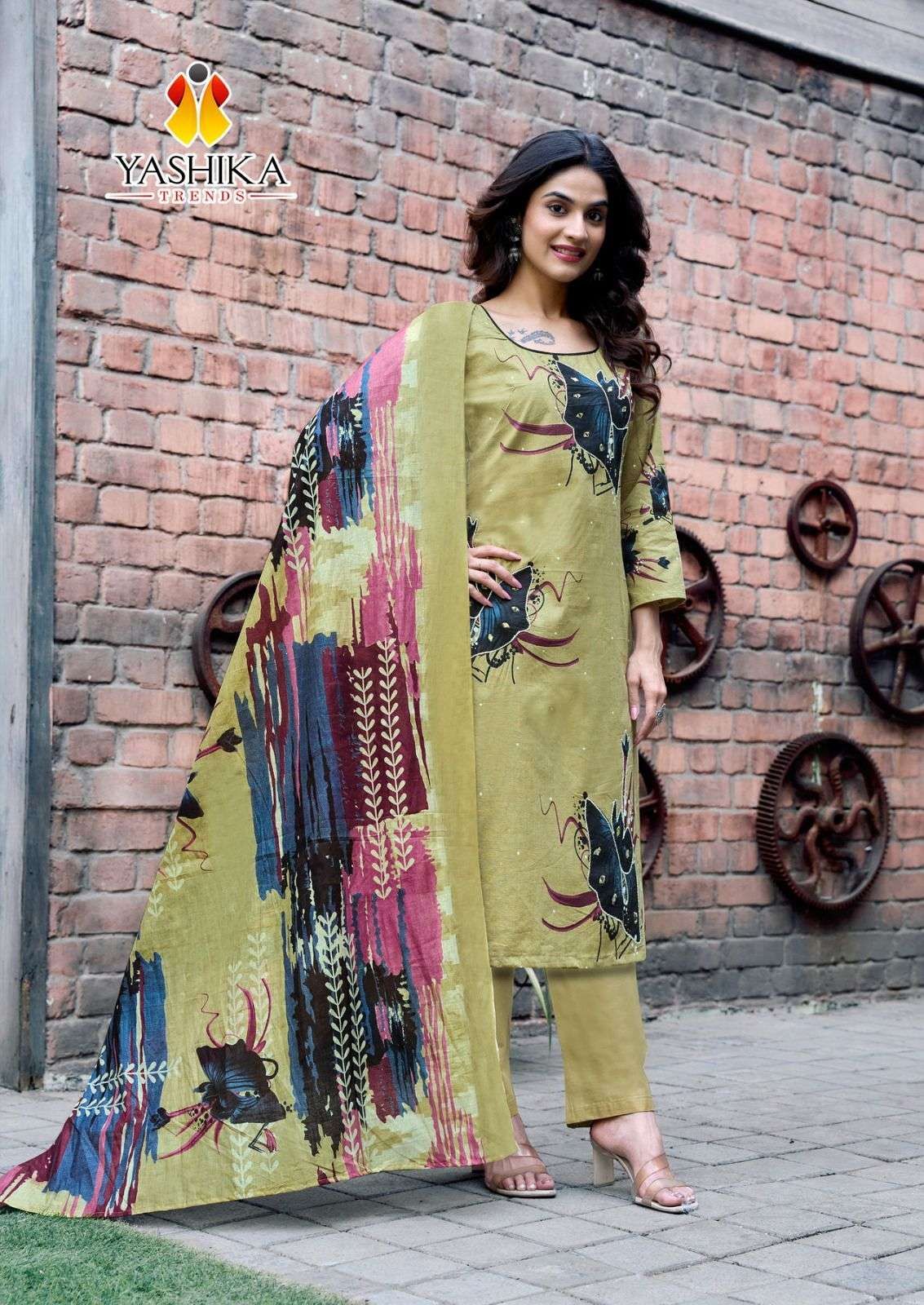YASHIKA TRENDS DUA VOL 5 