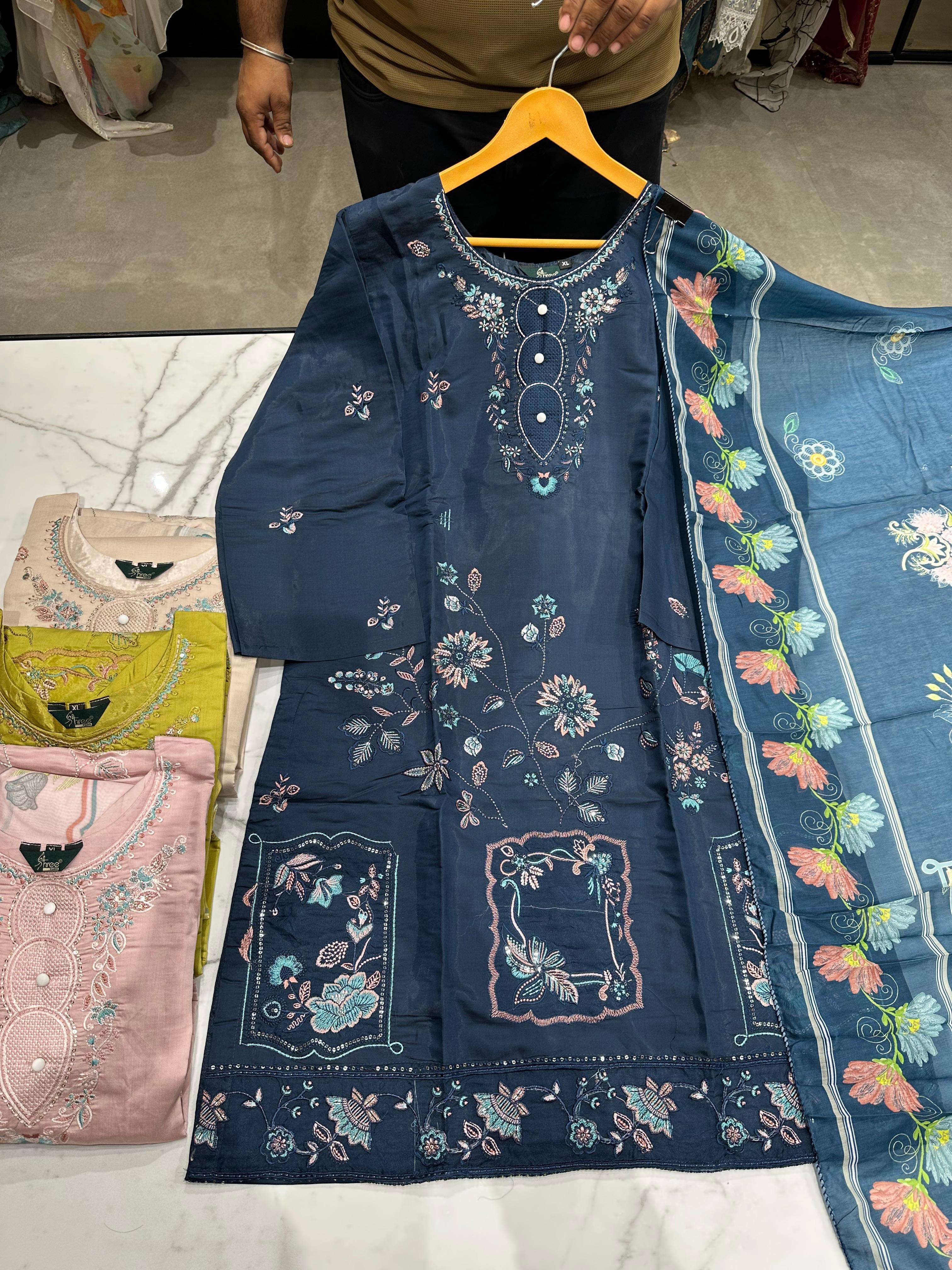 SHREE FABS R 1782 